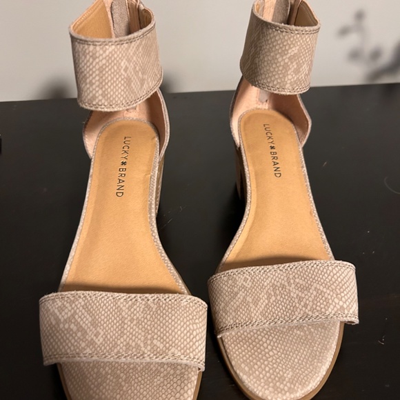 Lucky brand beige sandals - Picture 13 of 16